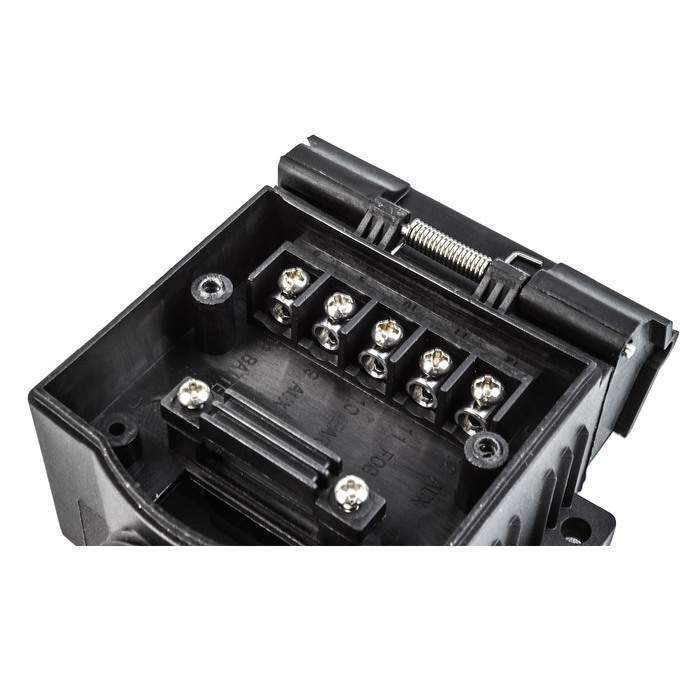 12 Pin Flat Trailer Socket- Red & Blue LED for AUX Circuit