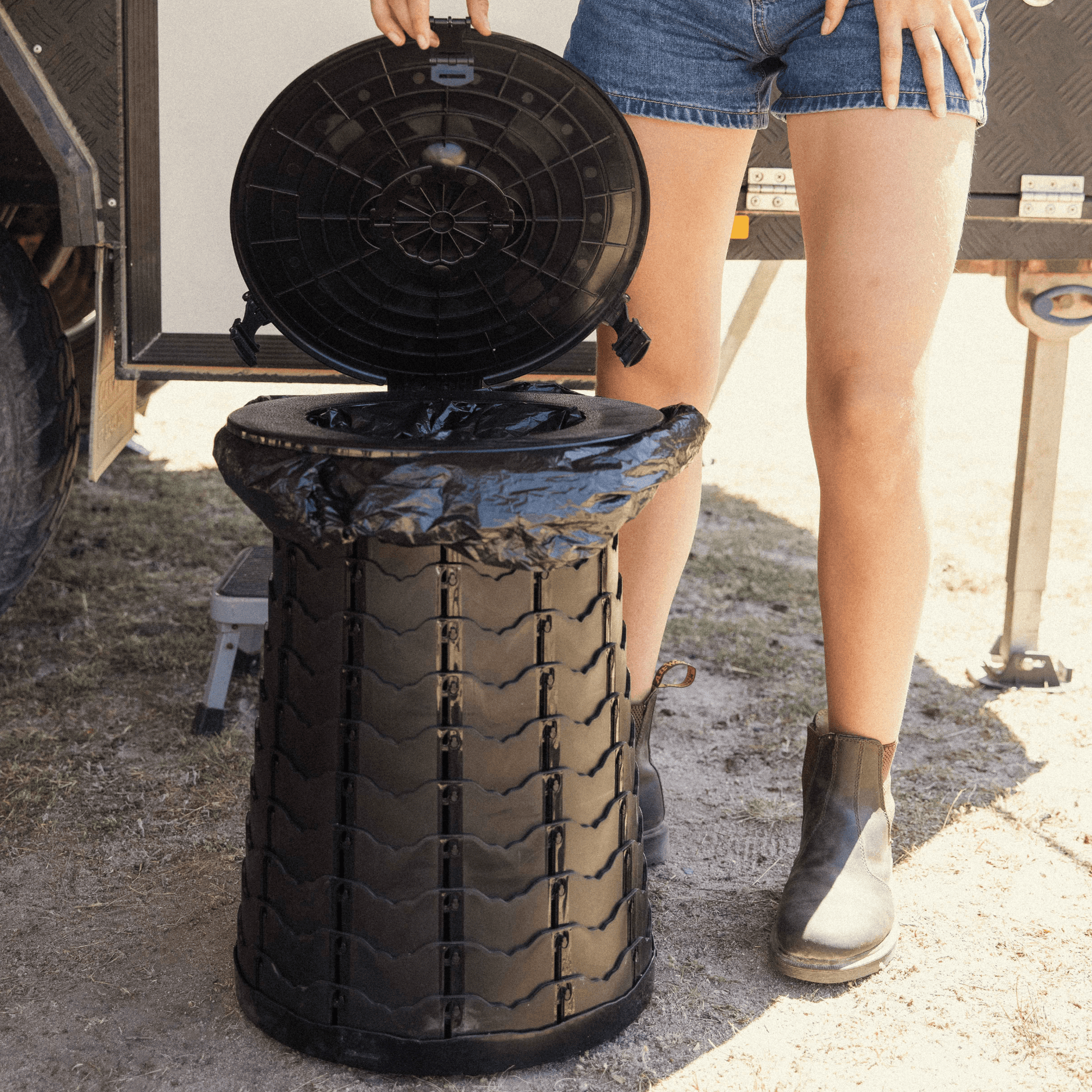 KickAss ProductsKickAss Large Portable Outdoor Pop Up Stool/Bin with LidKAFTLRGSTOOL1