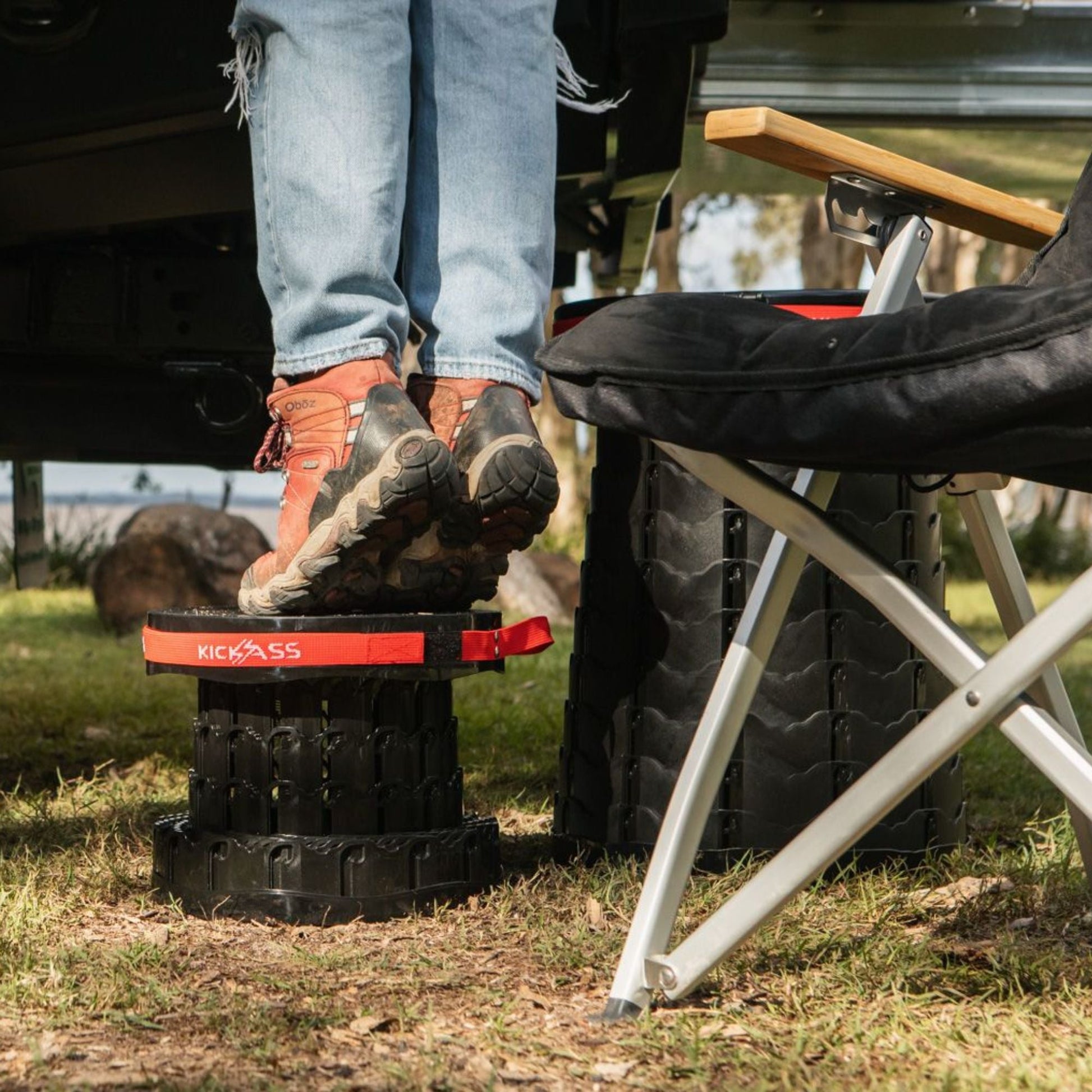 KickAss ProductsKickAss Large Portable Outdoor Pop Up Stool/Bin with LidKAFTLRGSTOOL1