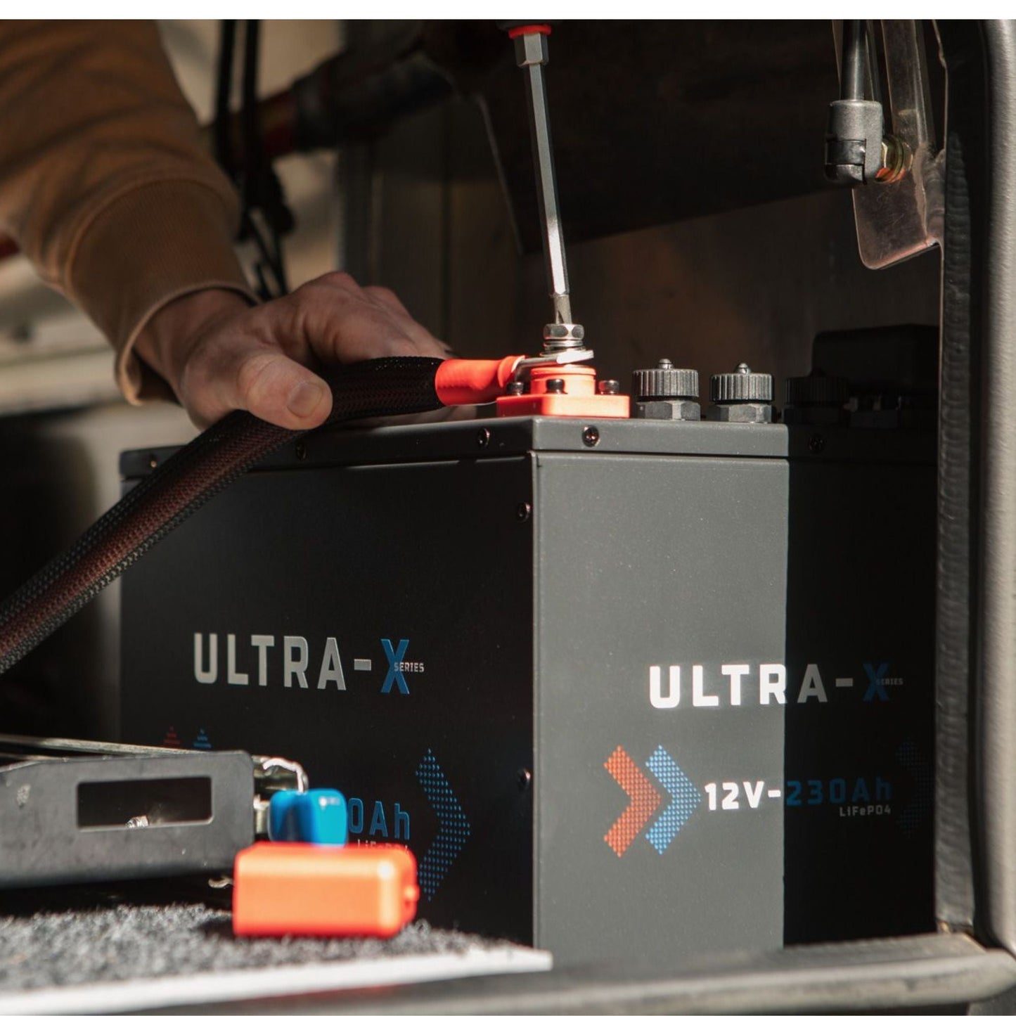 KickAss ProductsKickAss Smart 12V 230Ah Ultra - X Lithium Compact Deep Cycle Battery LiFePO4KA12230X - LION